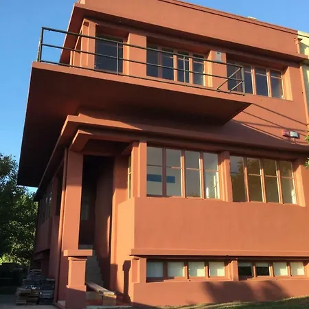 Slowly Garden House Дом отдыха